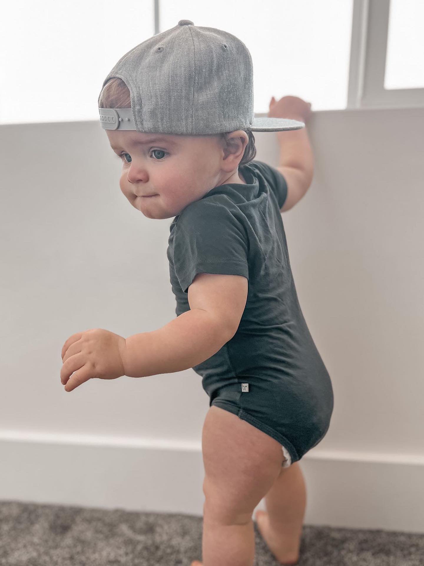 Short Sleeve Bamboo Bodysuit in Slate