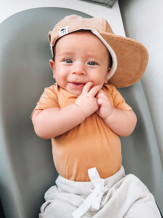 Short Sleeve Bamboo Bodysuit in Chai