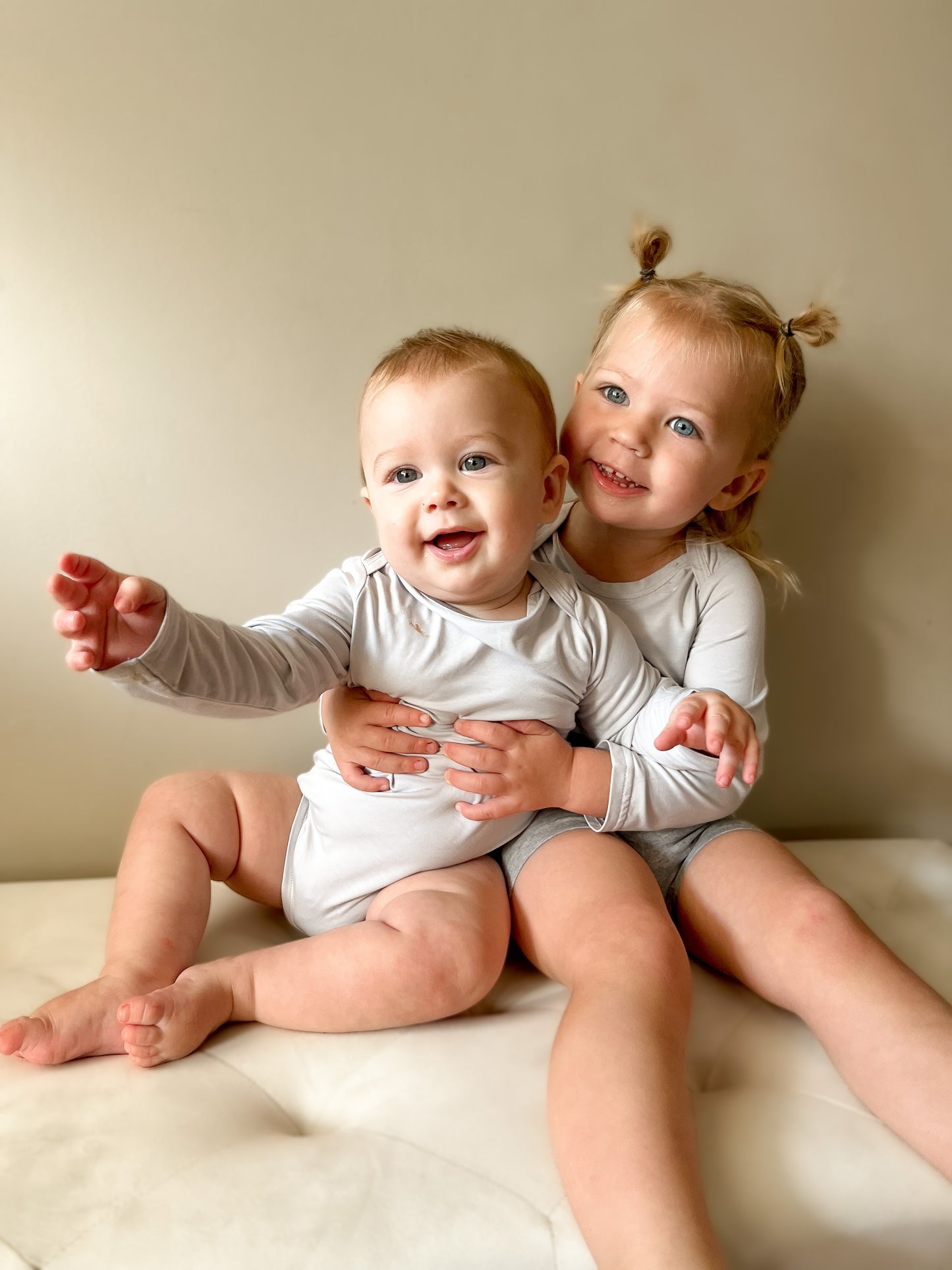 Long Sleeve Bamboo Bodysuit in Cloud