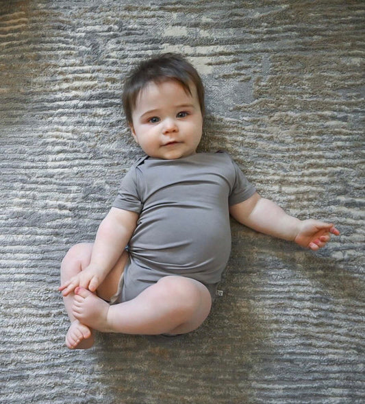 Short Sleeve Bamboo Bodysuit in Stone