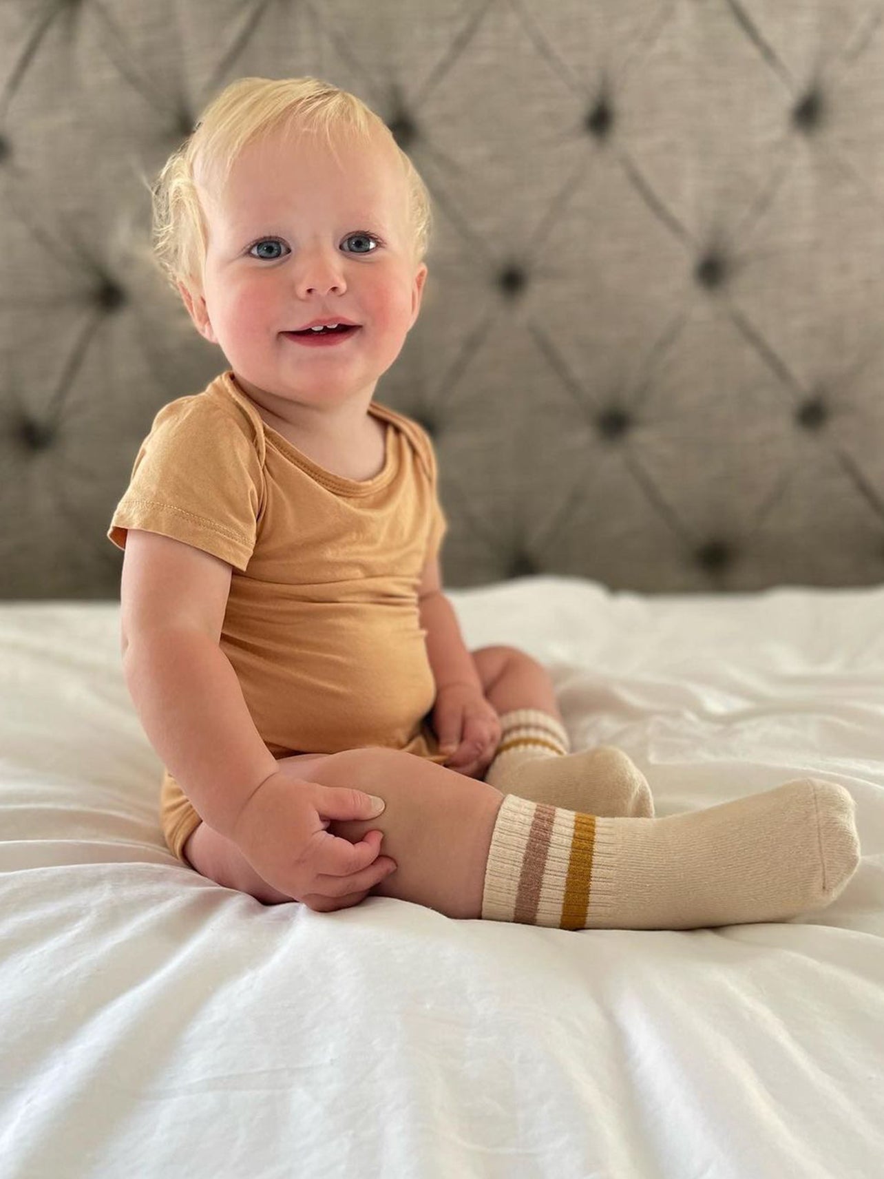 Short Sleeve Bamboo Bodysuit in Chai